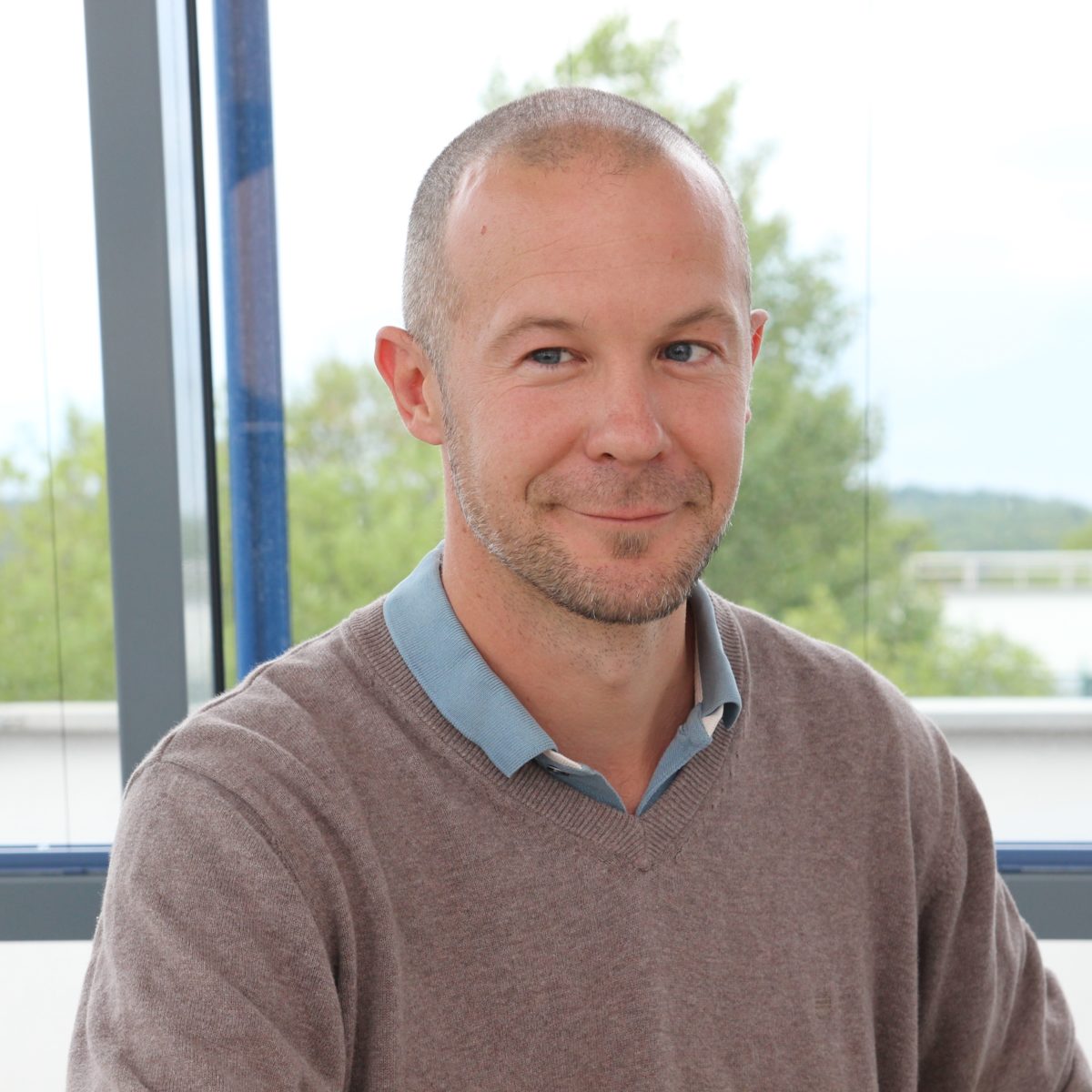 Portrait of an employee of Wölfel Engineering GmbH & Co. KG in Höchberg
