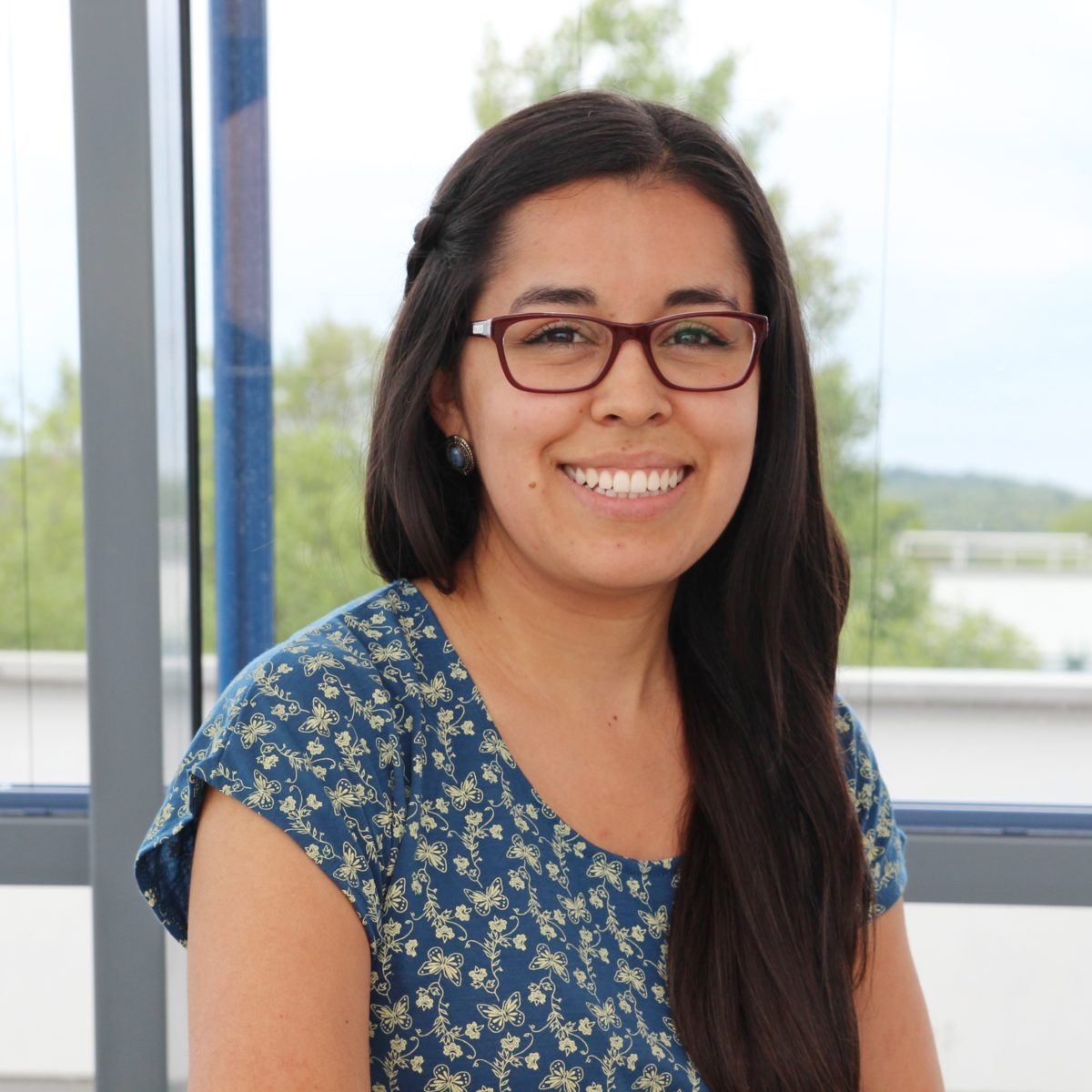 Portrait of a smiling employee of Wölfel Engineering GmbH & Co. KG in Höchberg